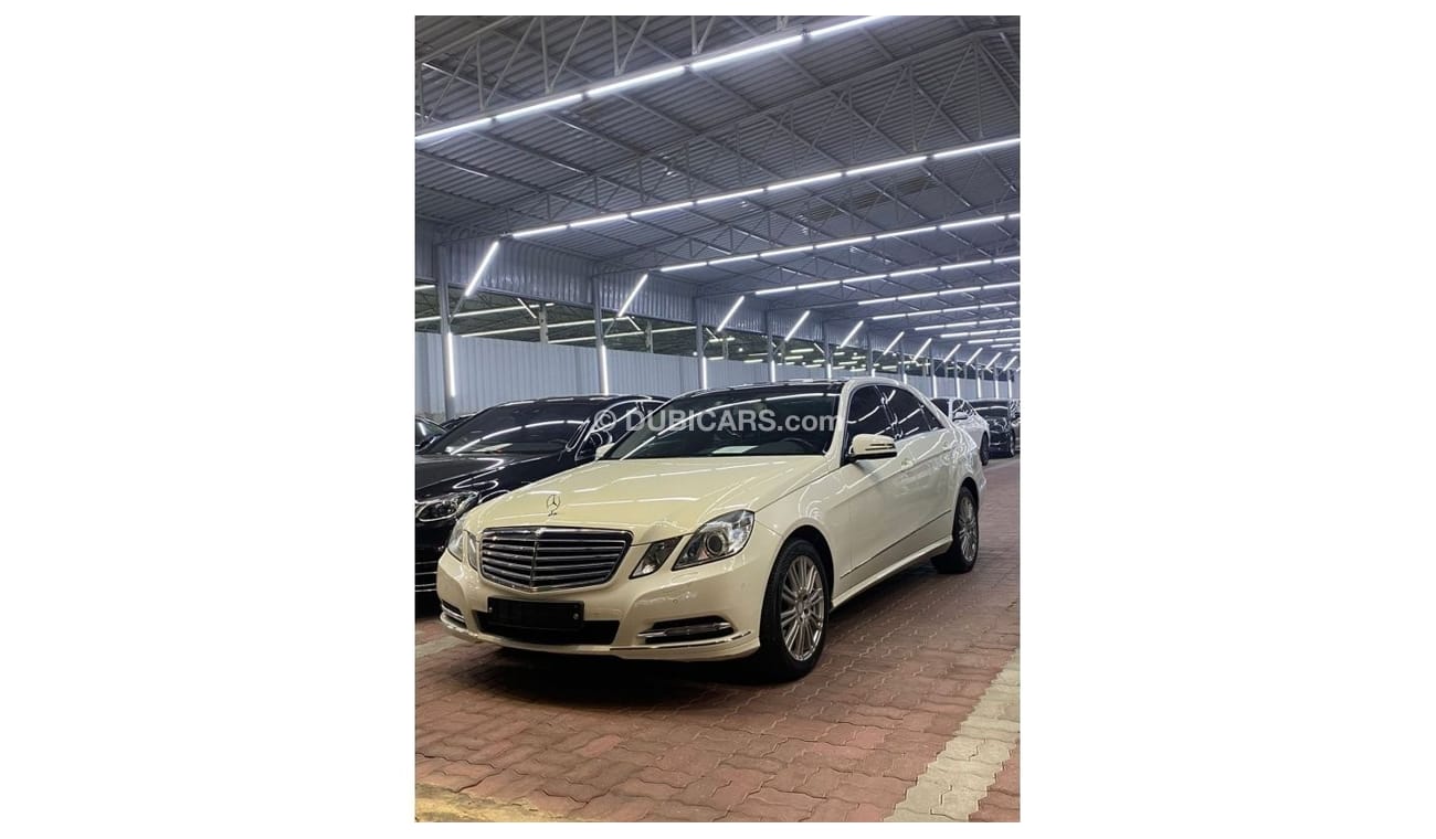 Mercedes-Benz E300 Elegance KOREA SPECS