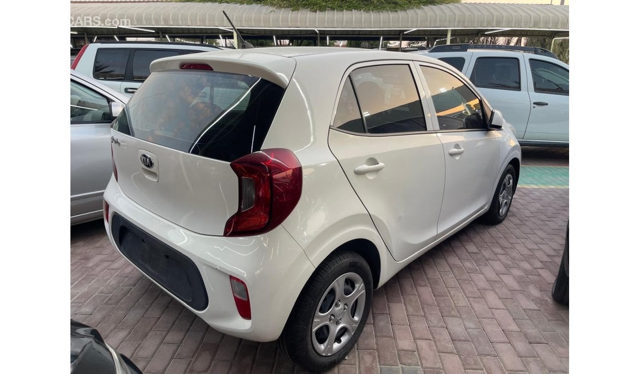 Kia Picanto EX