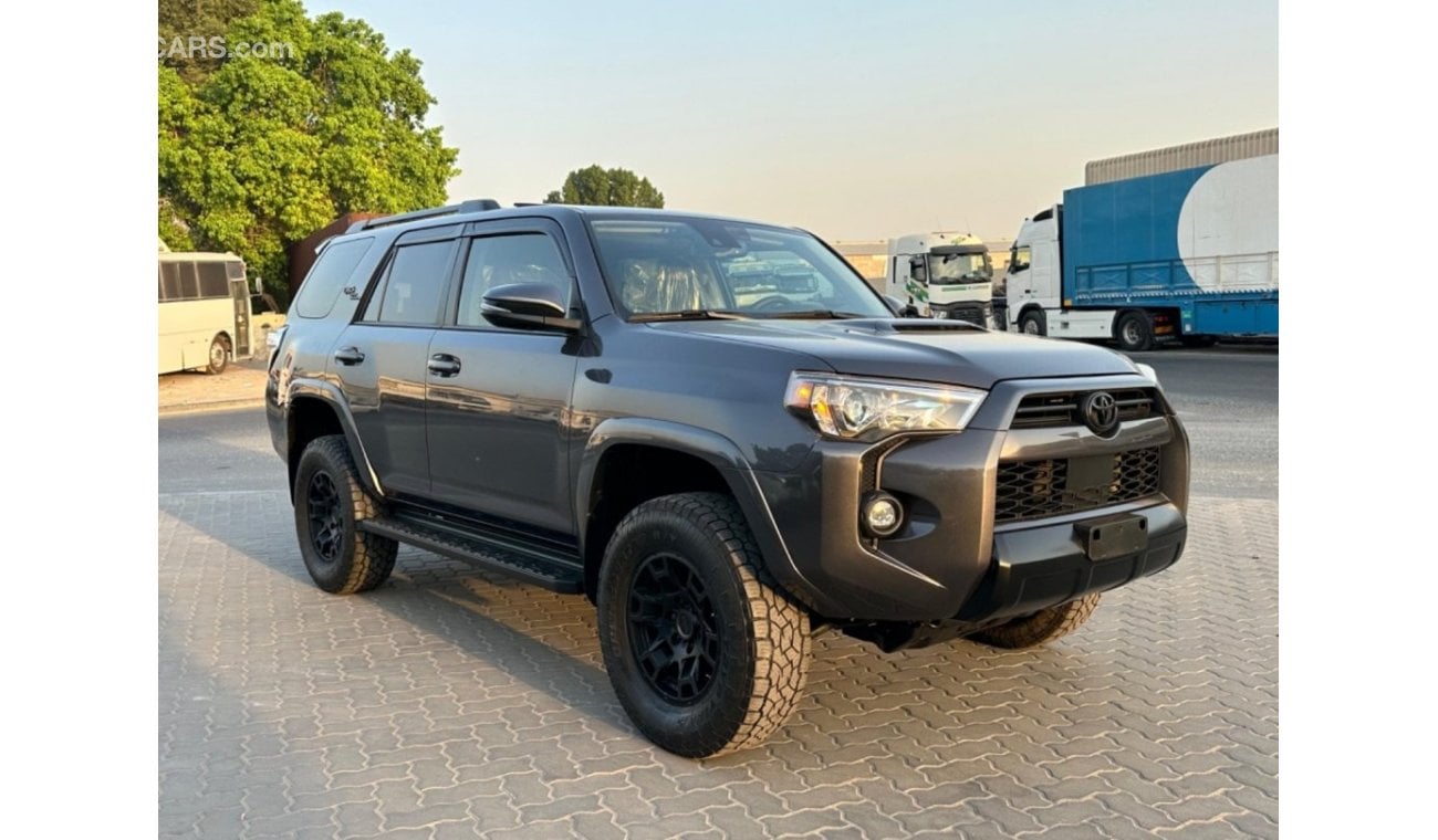 تويوتا Runner4 2021 TRD OFF ROAD FULL OPTION CLEAN CAR CANADA SPEC