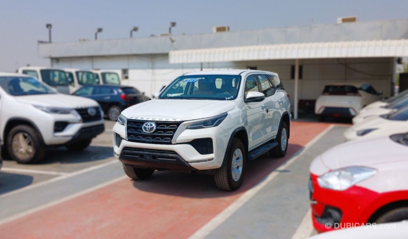 Toyota Fortuner Toyota Fortuner 2.4L Diesel GCC MID 2024YM