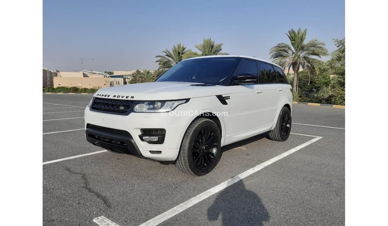 Land Rover Range Rover Sport 2015 GCC very clean car accident free full