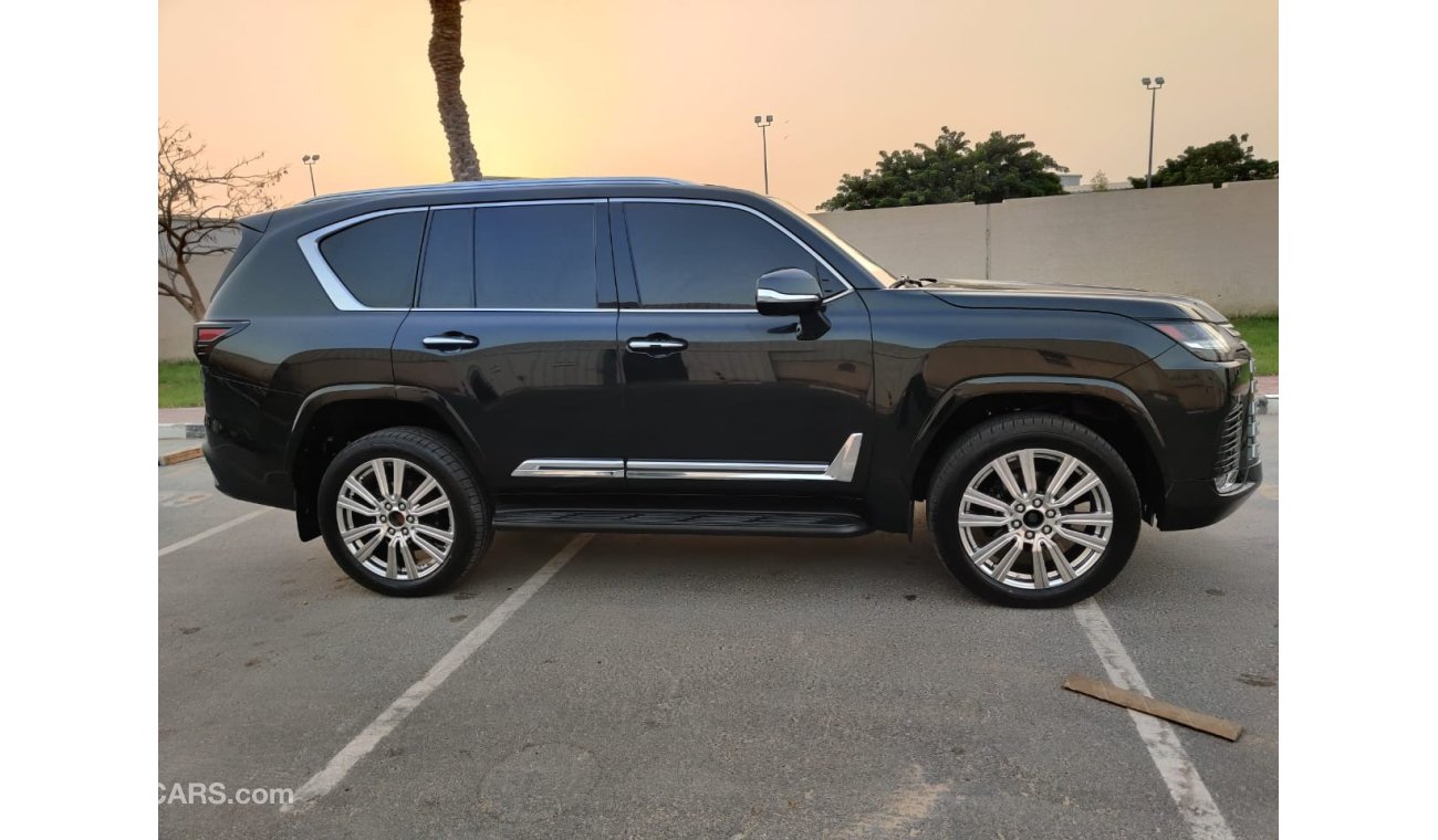 لكزس LX 600 Armored-B6 Bulletproof Lexus LX600 VIP (4-Seater) 3.5L V6 Twin-Turbo Petrol A/T Only For Export