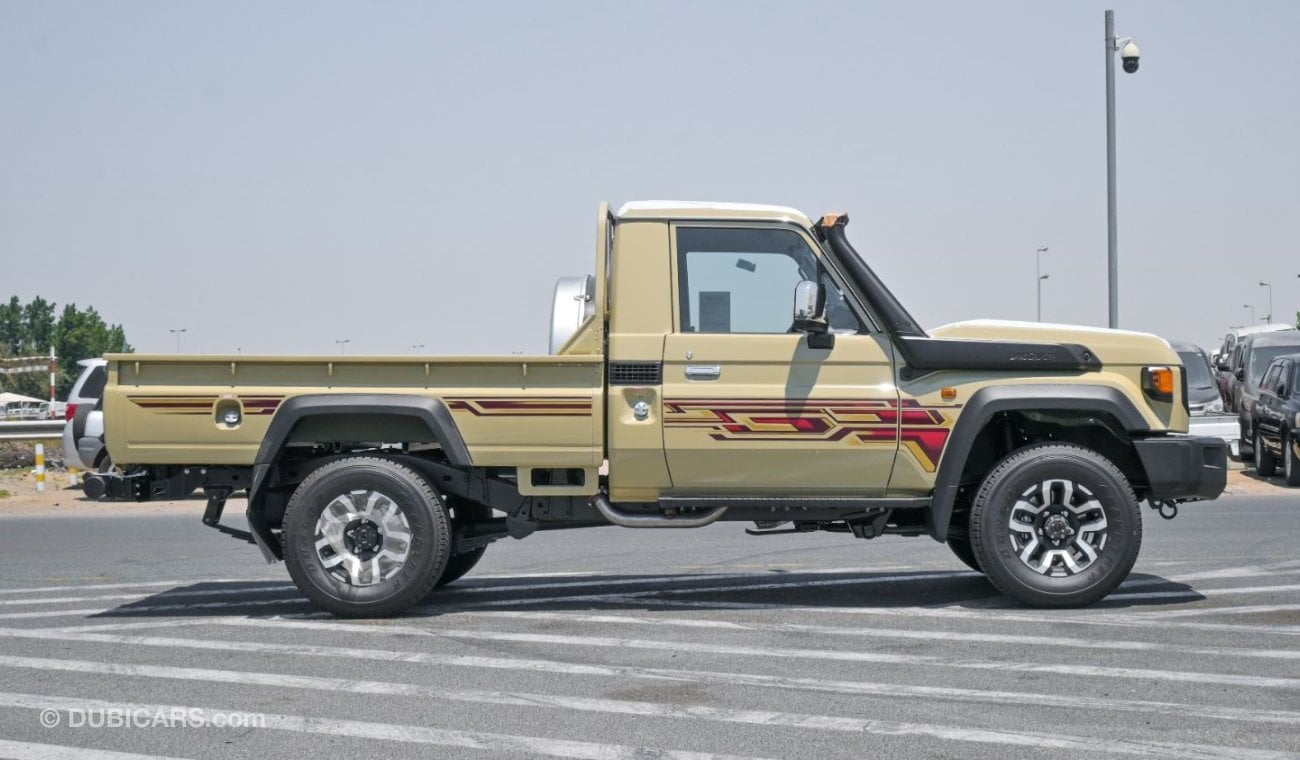 تويوتا لاند كروزر 70 Toyota Land Cruiser LC79 2.8 T/DSL LX - Z A/T - 2024 (Export)