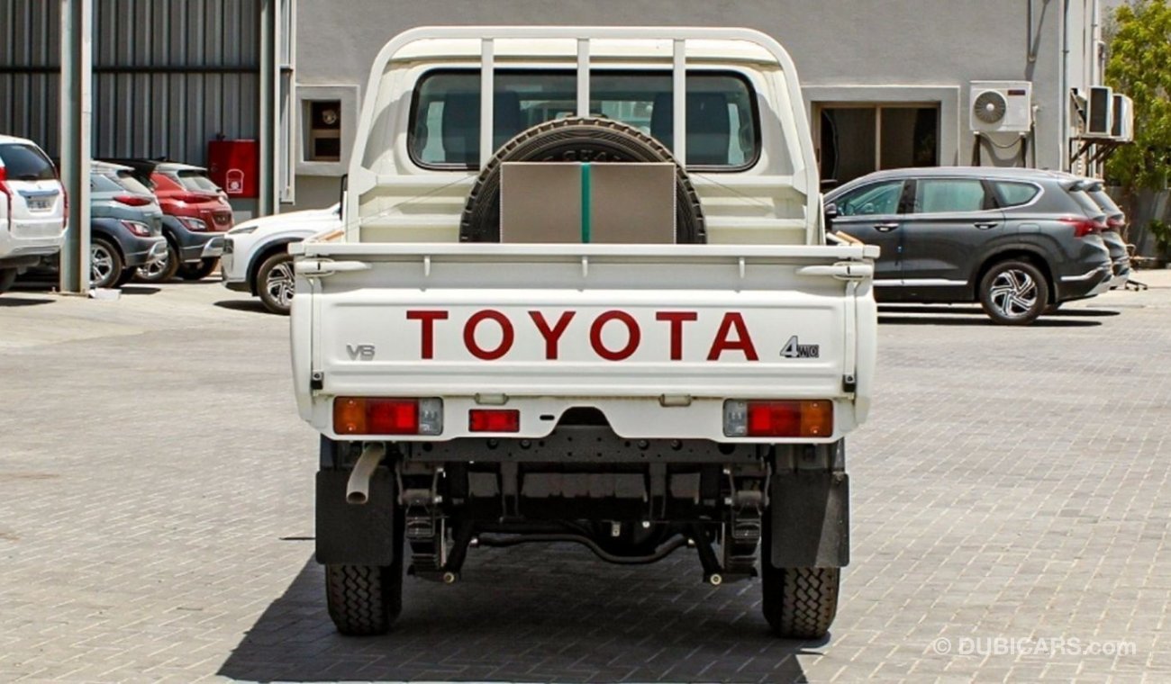 تويوتا لاند كروزر بيك آب Toyota Land Cruiser Pickup LC79 DC 4.5L Diesel V8 MY2023