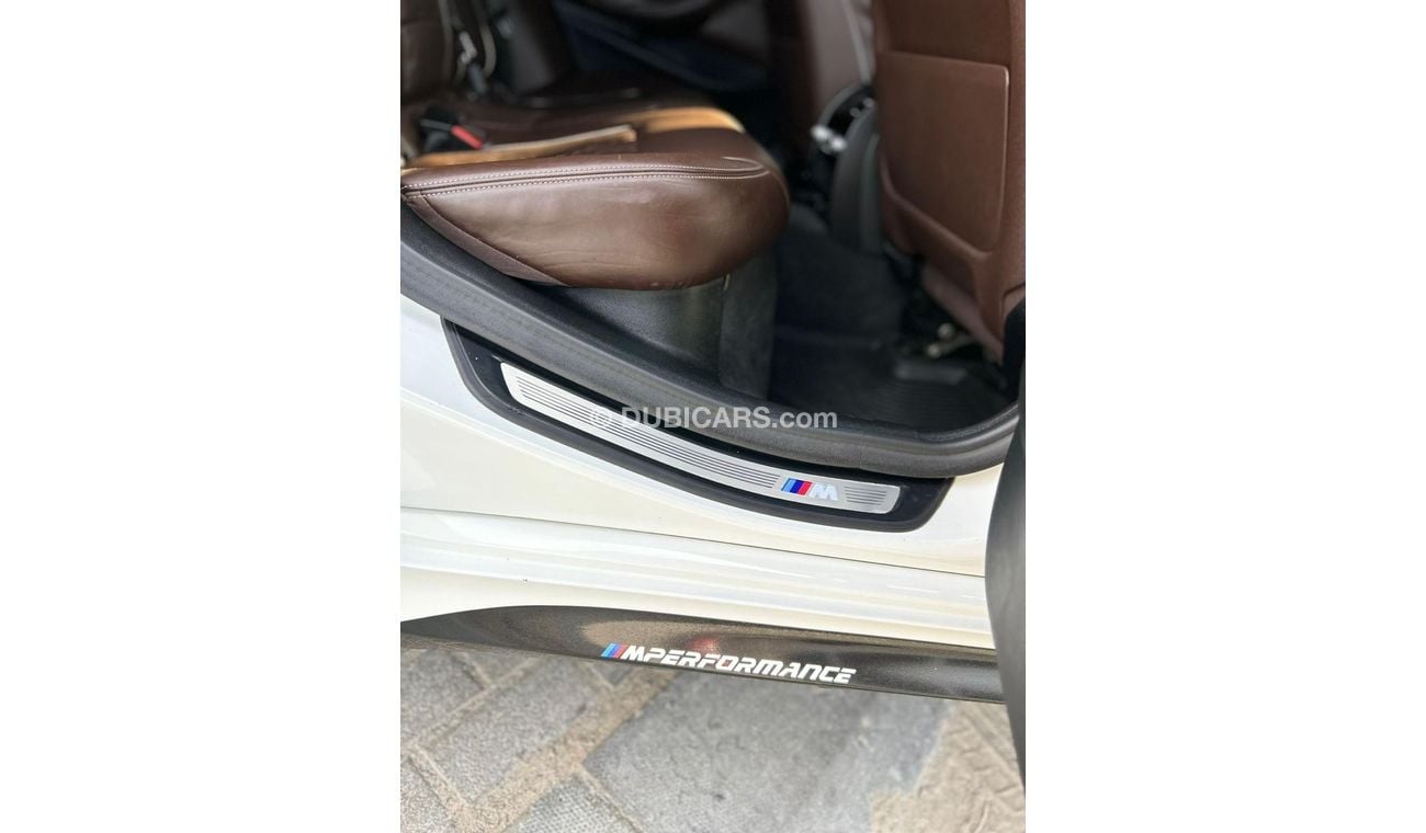 بي أم دبليو 530i Luxury M Sport Package 2.0L