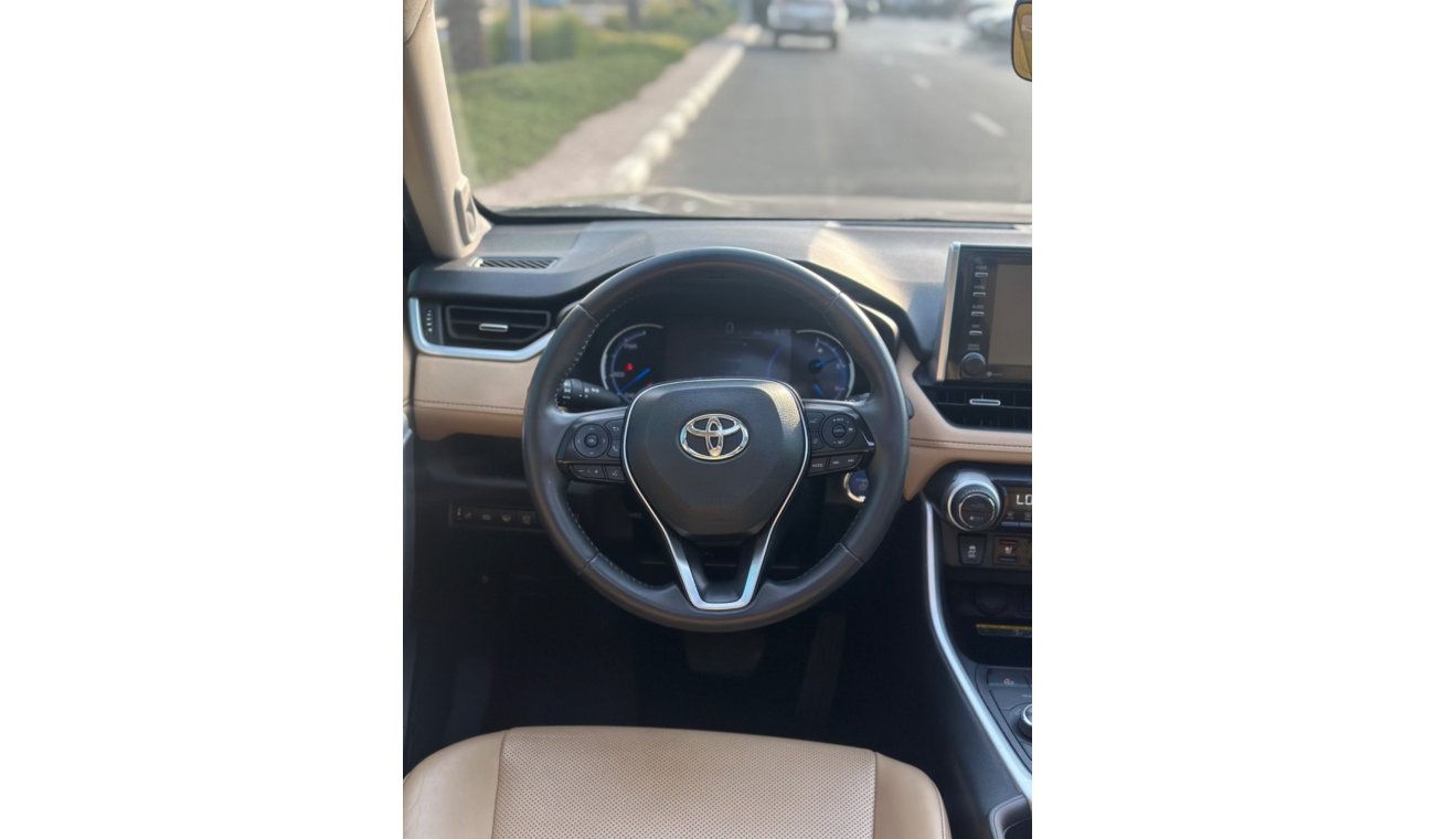 تويوتا راف ٤ TOYOTA RAV4 Limited Hybrid