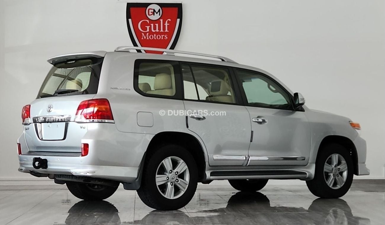 Toyota Land Cruiser GXR V6 4.0L-6CYL PERFECT CONDITION