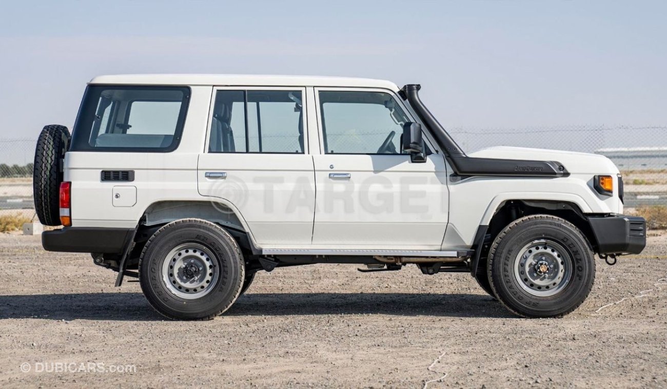 تويوتا لاند كروزر هارد توب LAND CRUISER LC76 HARDTOP 5DOOR 4.2L V6 DIESEL 2024