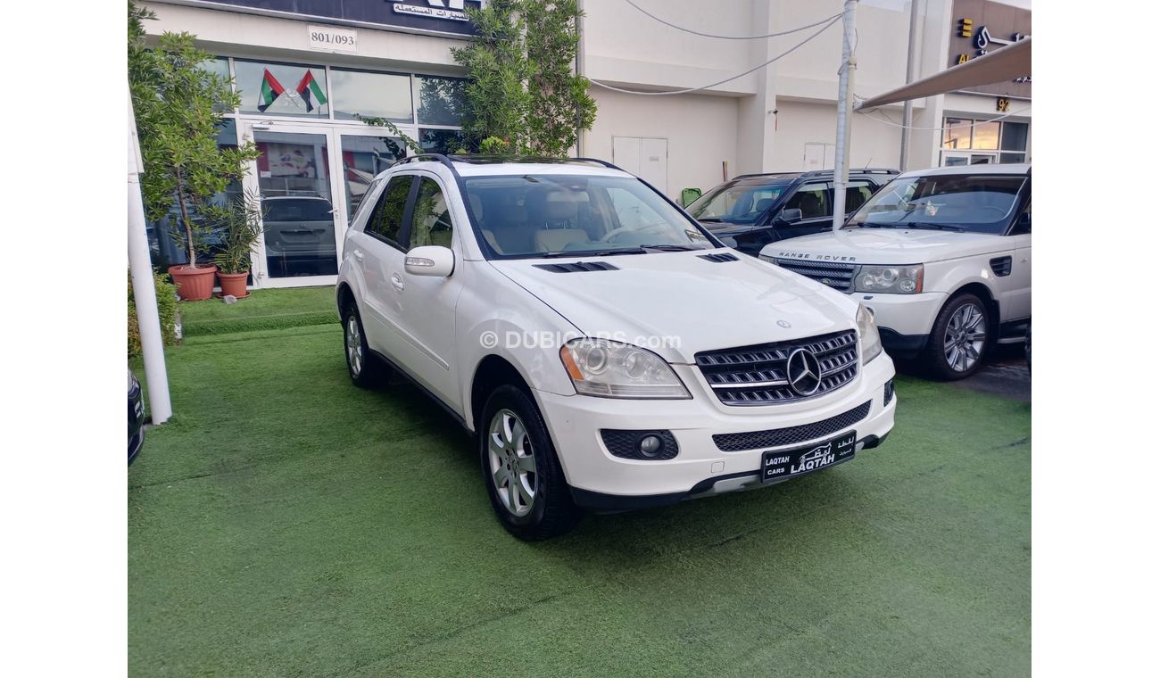 Mercedes-Benz ML 350 2007 model, leather hatch, cruise control, alloy wheels, wood sensors, rear camera screen, in excell