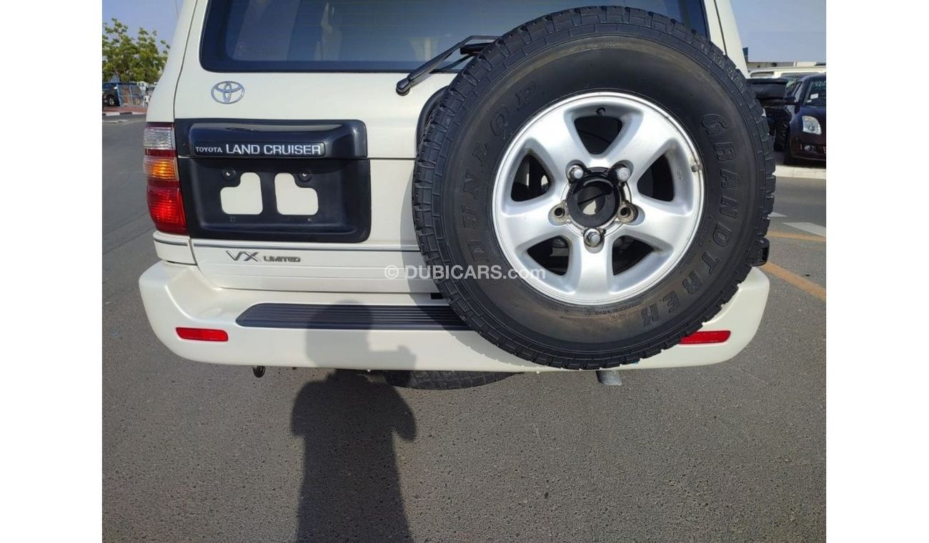 Toyota Land Cruiser HDJ101-0014397