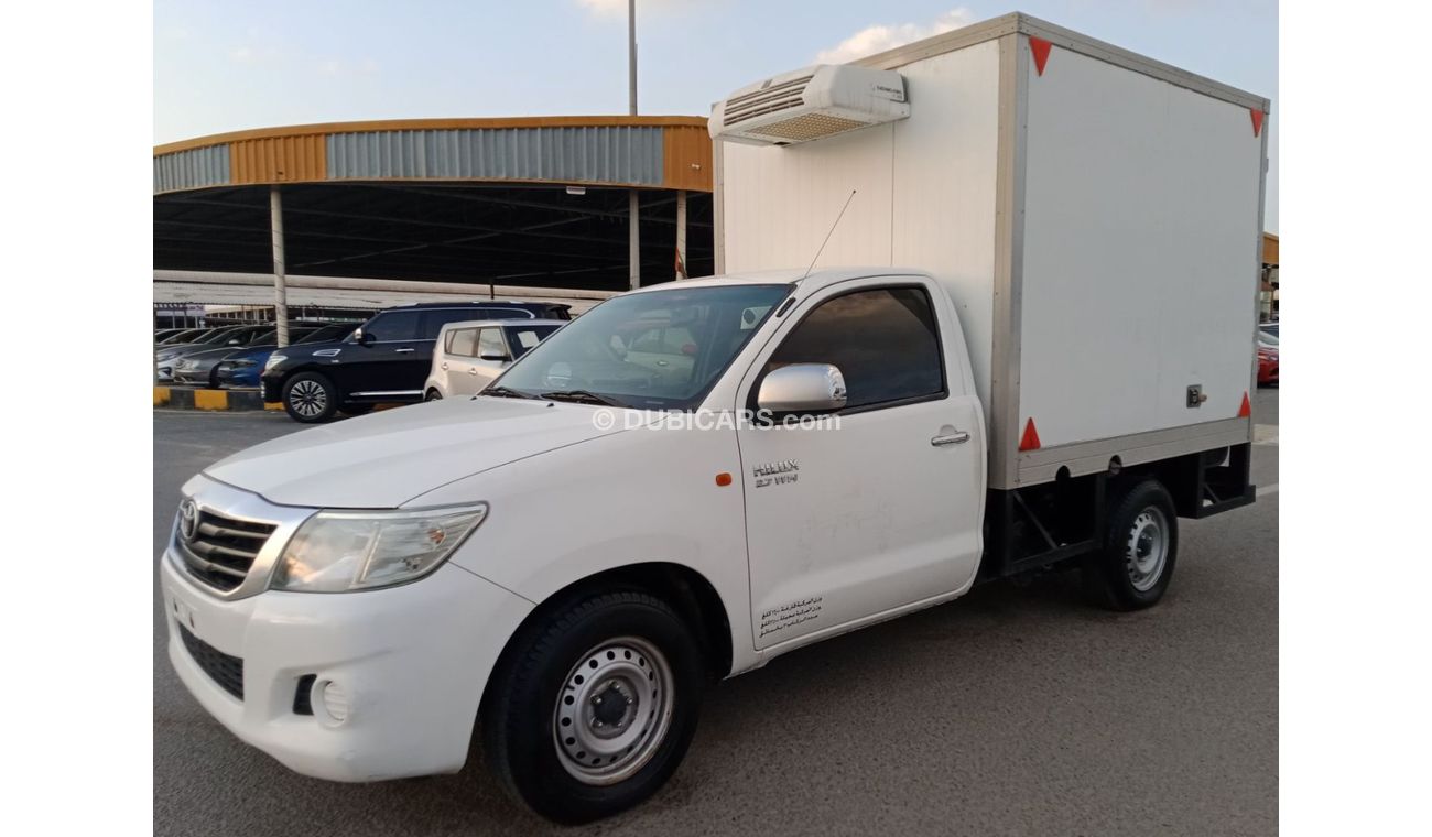 تويوتا هيلوكس Toyota Hilux V4 2.7L(Meat fridge) Model 2014