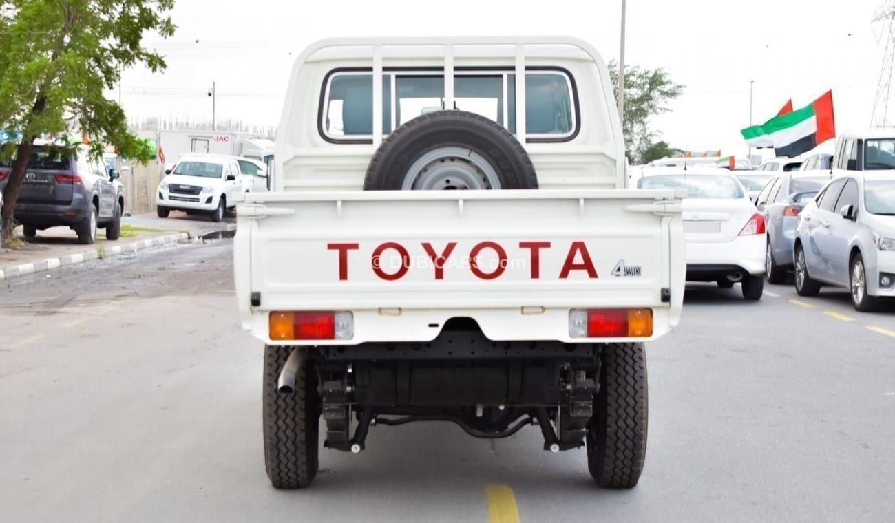 Toyota Land Cruiser Pick Up DC 4.2L DIESEL MT 2023 Model