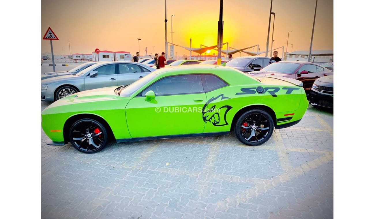 Dodge Challenger SXT For sale