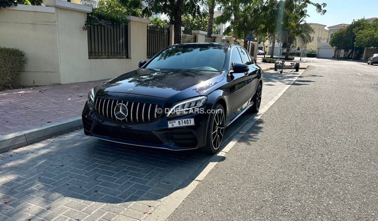 مرسيدس بنز C 300 AMG Pack 2.0L