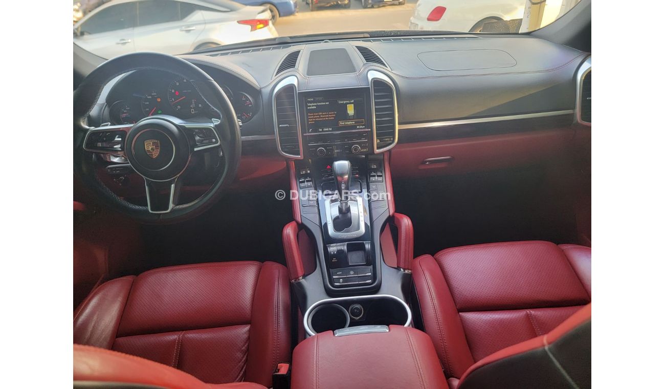 Porsche Cayenne Std 3.6L