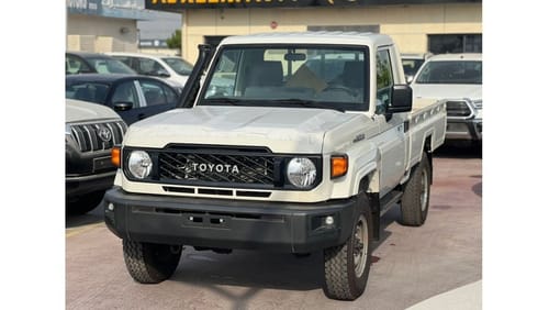 Toyota Land Cruiser Pick Up Toyota Land Cruiser Pick-up SC 4.2L Diesel MT MY2024