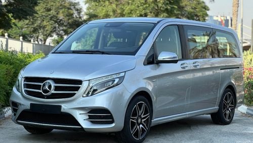 Mercedes-Benz V 250 Std 2.1L Mercedes Benz V 250 / GCC / 2017 / Perfect Condition / 1,820 Dirhams Monthly / Ready to Dri