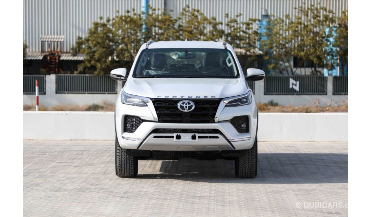 تويوتا فورتونر 2024 Toyota Fortuner 4.0 4x4 HI - Platinum White Pearl inside Black | Export Only