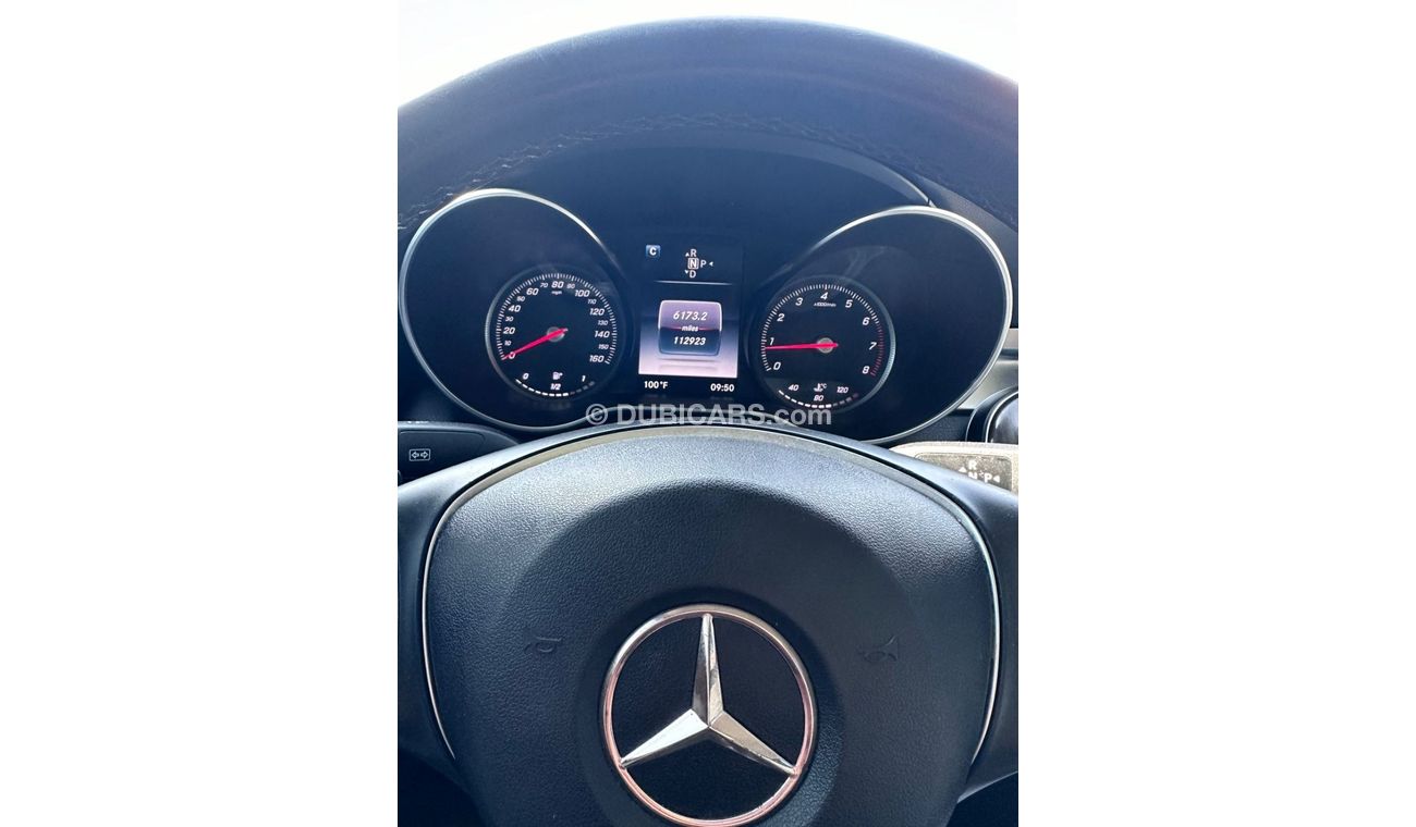 Mercedes-Benz C 300 Luxury 2.0L warranty one year