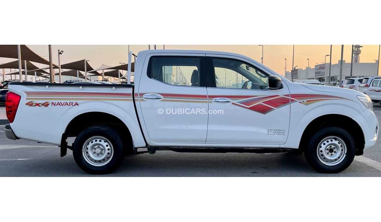 Nissan Navara Nissan Navara 2017, GCC, in excellent condition, without accidents