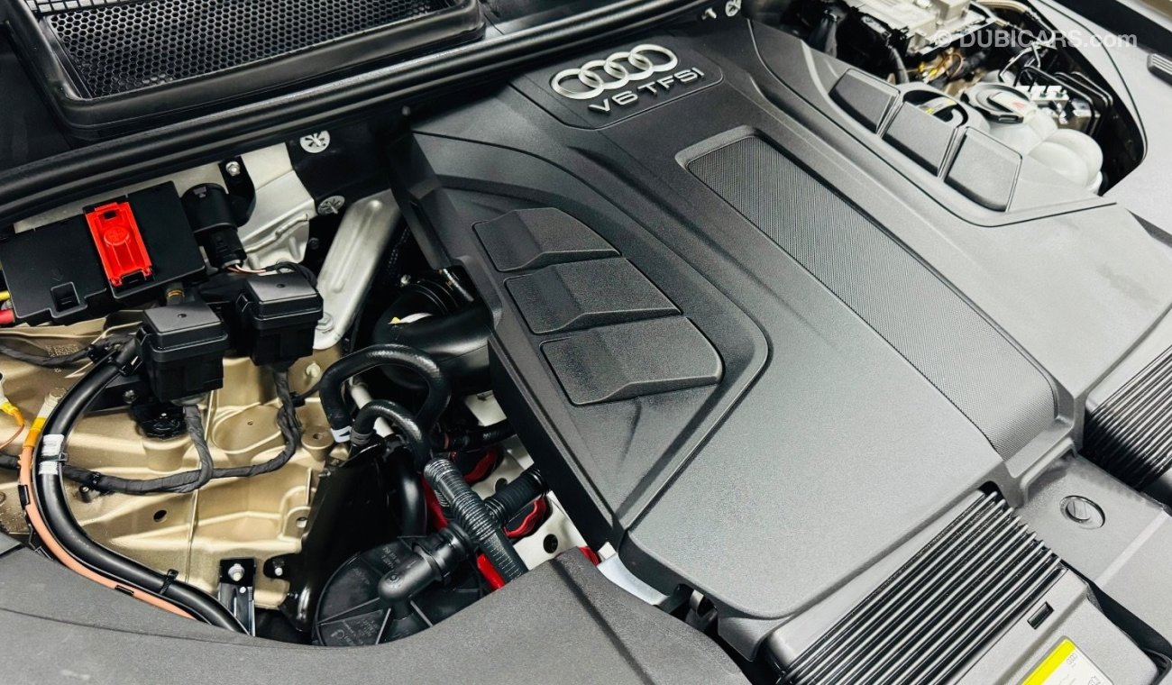 أودي Q7 45 TFSI quattro لاكجري بلس