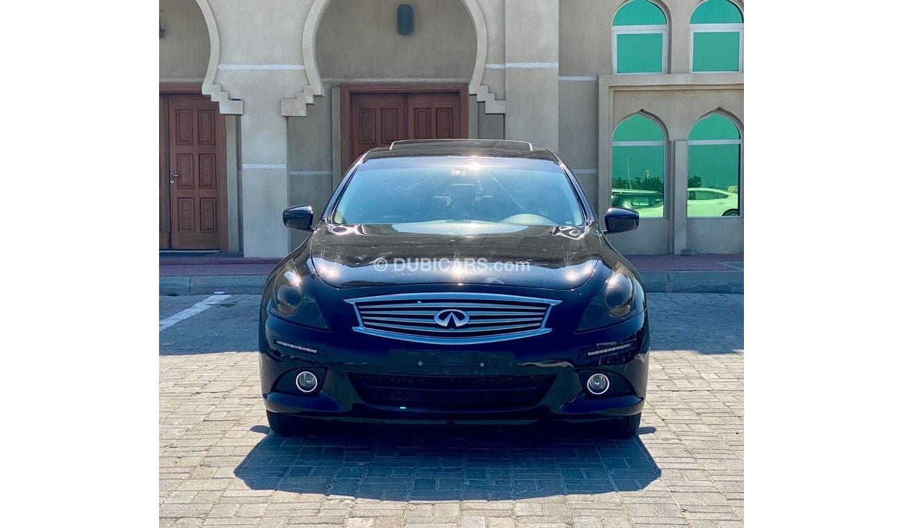 إنفينيتي G25 Good condition car GCC spec