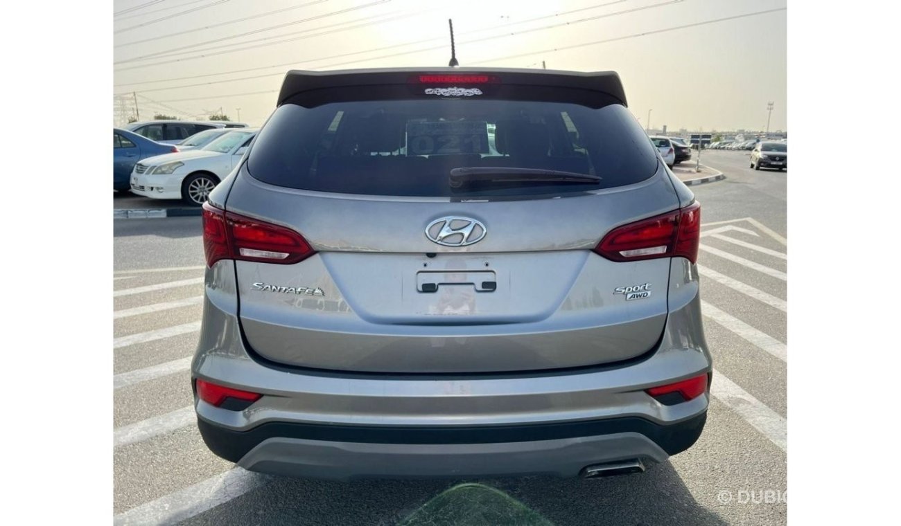 Hyundai Santa Fe 2017 Hyundai Santa Fe Sports 2.4L V4 - 4x4 AWD - Rear View Cam -