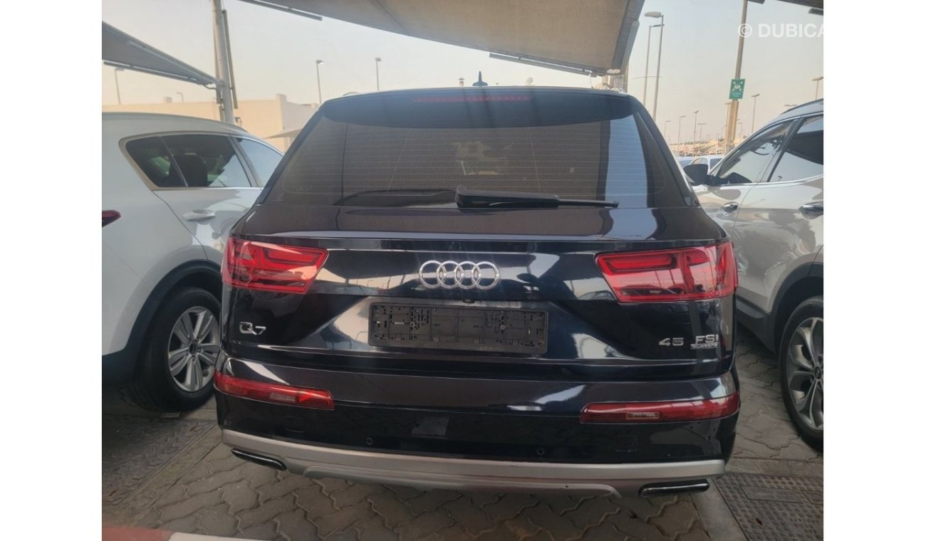 أودي Q7