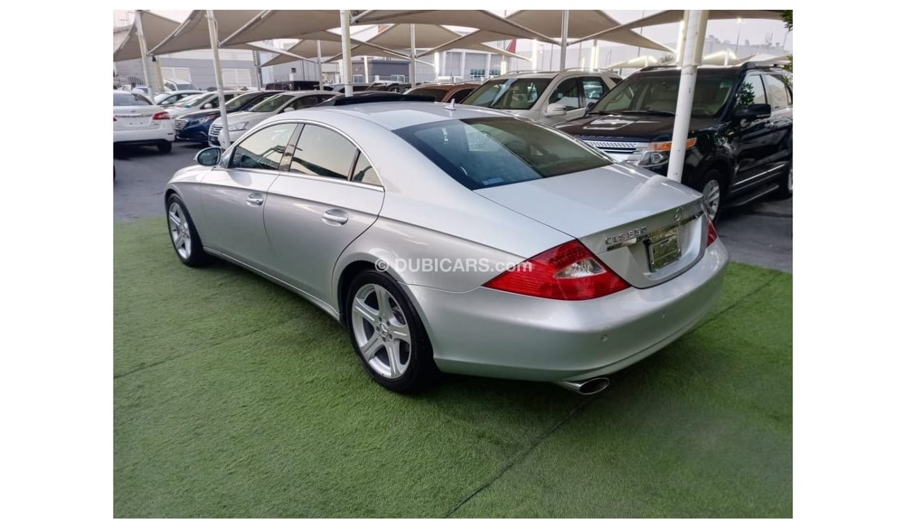 Used MercedesBenz CLS 550 2008 for sale in Sharjah 596934