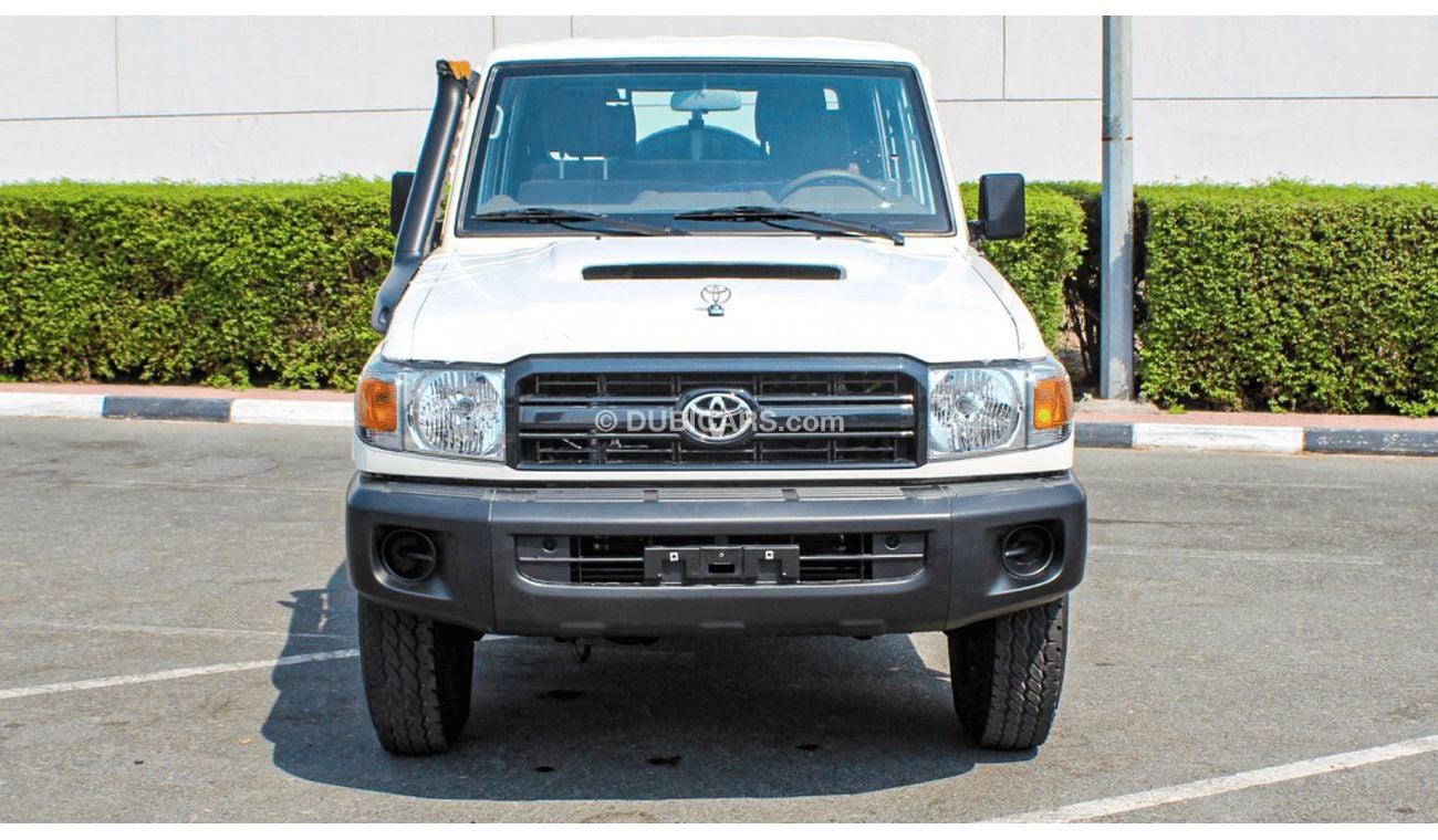 Toyota Land Cruiser Pick Up TOYOTA LAND CRUISER 70 4.5L DC T DSL - E MT