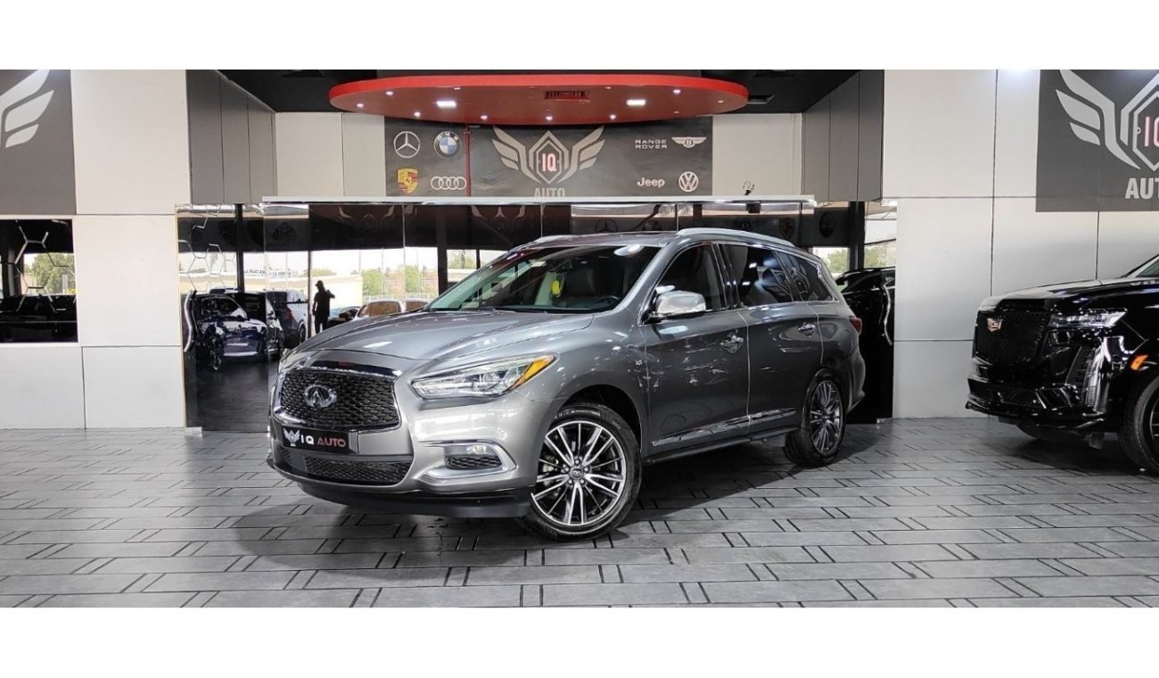 Infiniti QX60 AED 1,300 P.M | 2016 INFINITI QX60 LUXURY 3.5L | 7 SEATS | PANORAMIC VIEW | FULLY LOADED | GCC