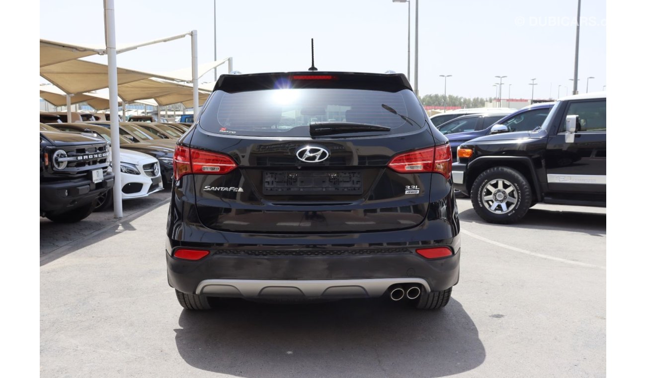 Hyundai Santa Fe GLS Top Hyundai Santa Fe 3.3L 4WD GCC 2014