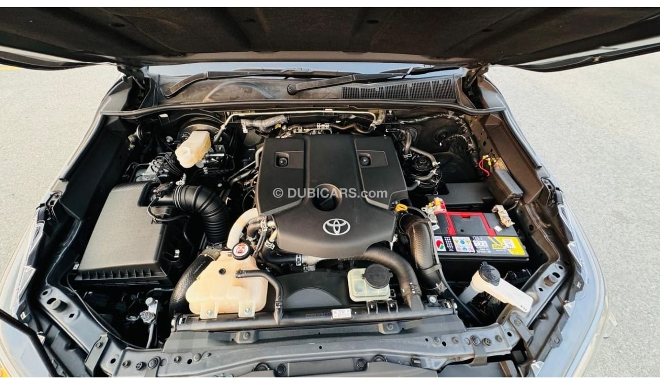 Toyota Hilux SMART CAB | 2022 | 2.8L DIESEL ENGINE |  IRON ROLL BAR | 4 X 4