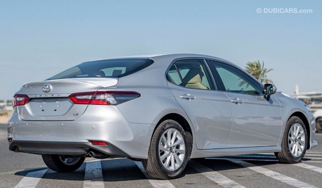Toyota Camry LE 2.5P AT MY2024 – SILVER