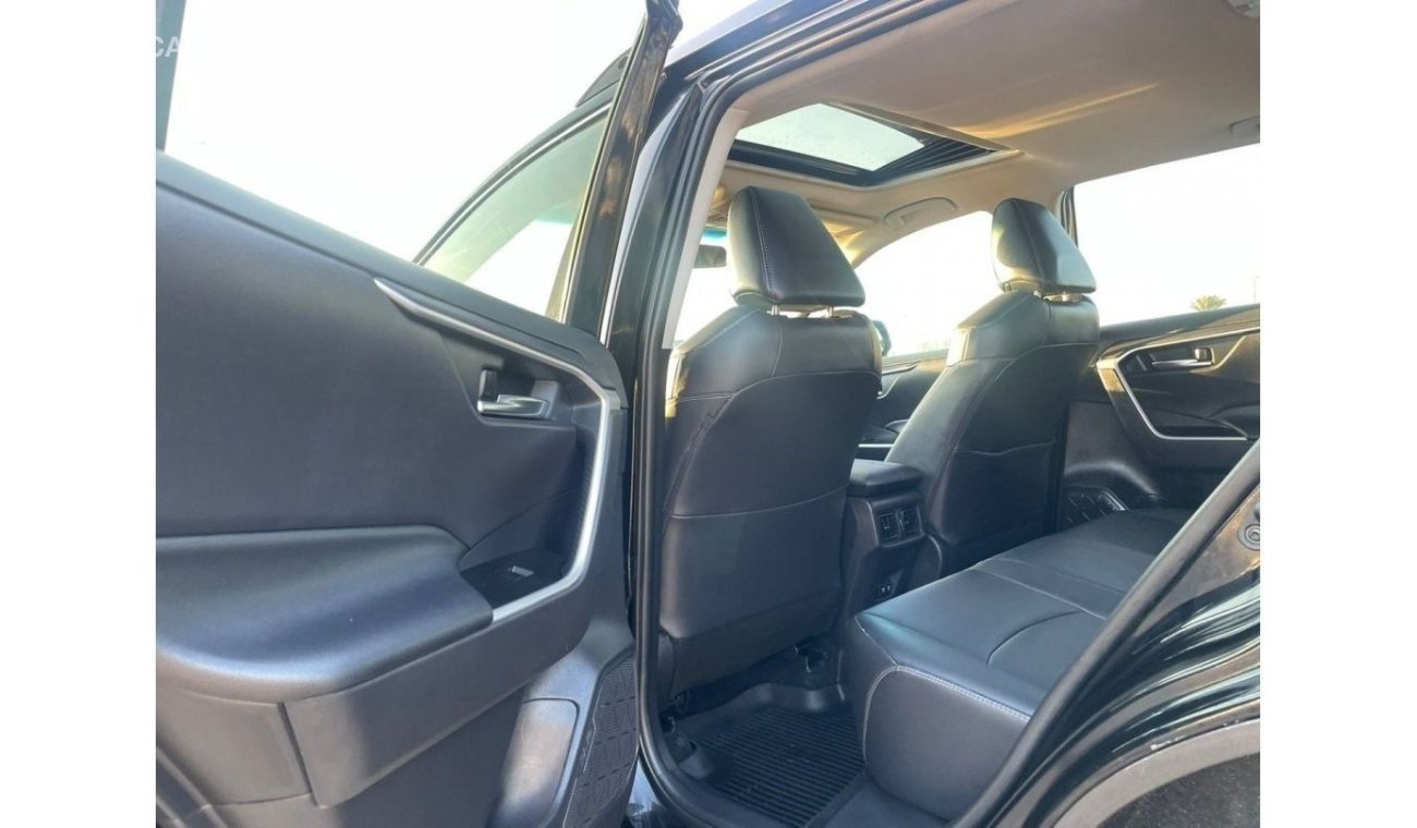 تويوتا راف ٤ 2020 Toyota Rav4 XLE Premium 2.5L V4 - Full Option With Heat & Cooling Seats -UAE PASS