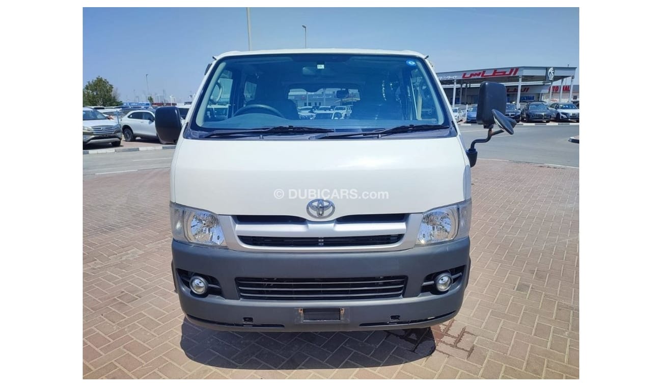 تويوتا هاياس KDH205-0015129 || TOYOTA	HIACE (VAN)	2005 || CC2400	DIESEL ||  RHD MANUAL || Export 0nly.