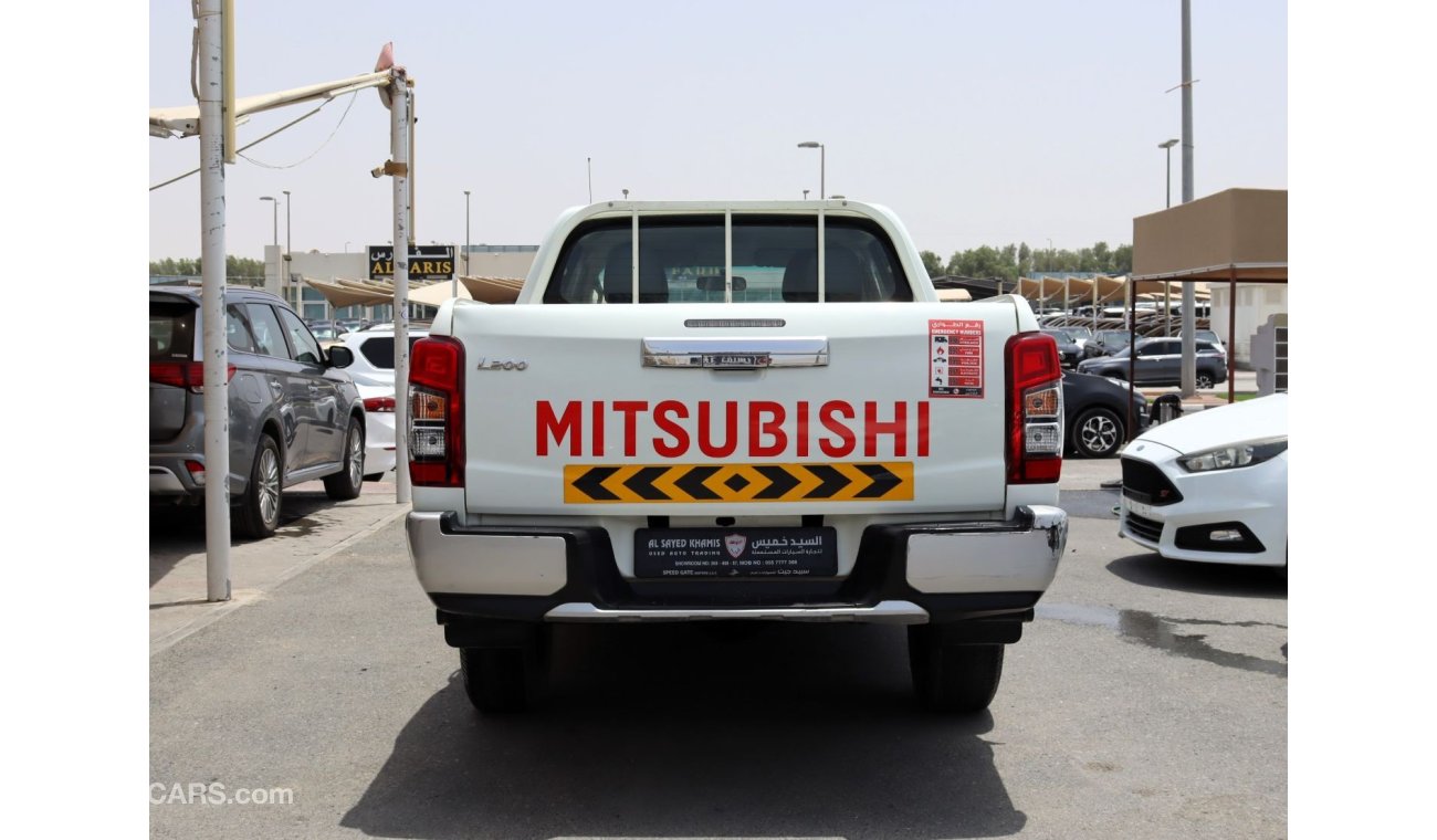 Mitsubishi L200 GLX ACCIDENTS FREE - GCC - 4WD - ORIGINAL PAINT - FULL OPTION - CAR IS IN PERFECT CONDITION INSIDE O