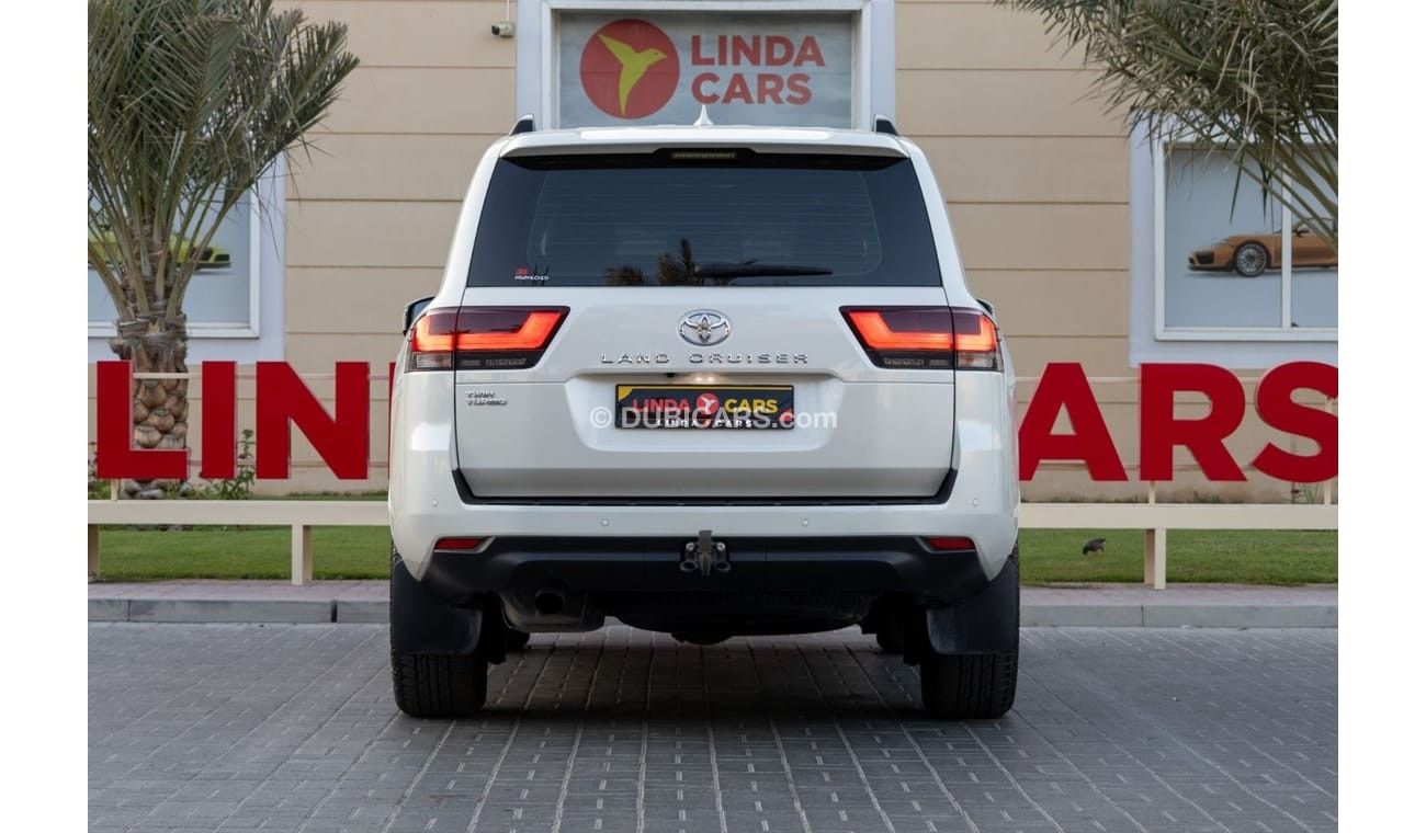 تويوتا لاند كروزر VXR 3.5L Toyota Land Cruiser VXR Twin Turbo 2022 GCC under Agency Warranty with Flexible Down-Paymen