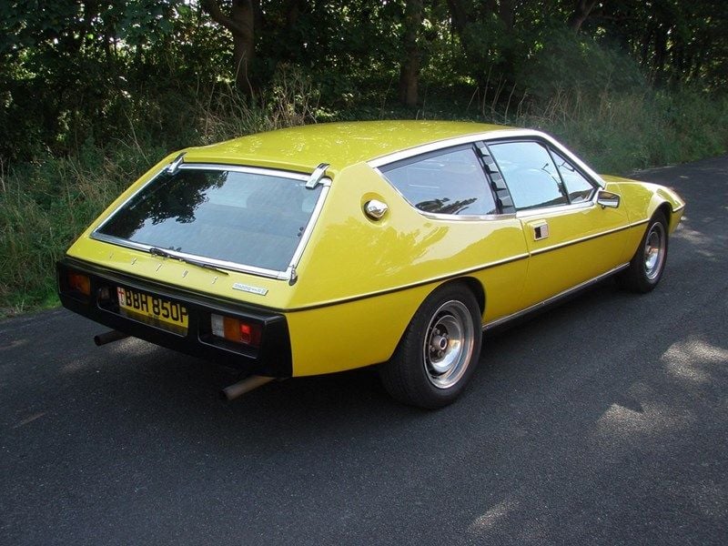 Lotus Elite exterior - Rear Left Angled