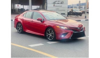 Toyota Camry SE 2019 Camry s class sunroof