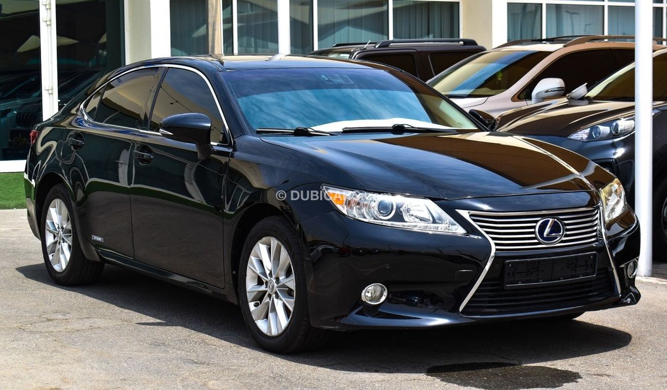 Lexus ES 300 Hybrid