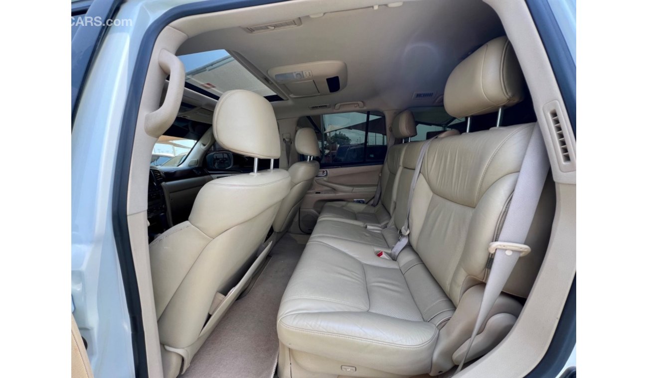 Lexus LX570 Lexus LX570 2010 modified 2015 / second owner / good condition