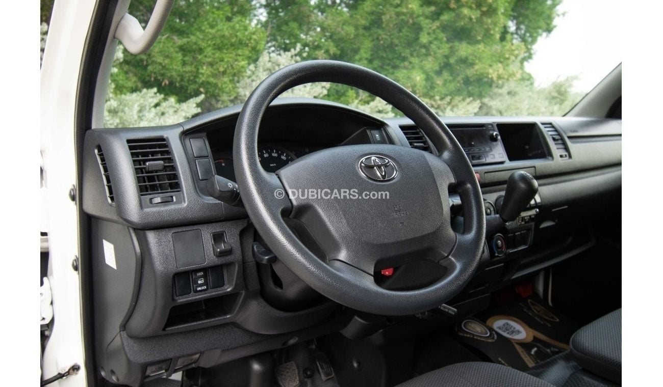 Toyota Hiace GLS - High Roof 2019 | TOYOTA HIACE | GLS HIGH-ROOF AMBULANCE | GCC SPECS | T92187