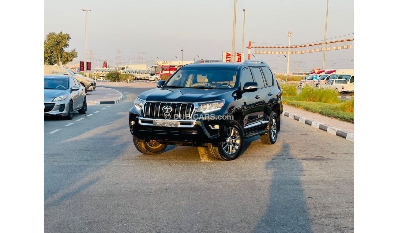 تويوتا برادو Toyota prado 2018 VXR Full Option V6 sunroof. Electric seats. Leather seats. Coolbox.