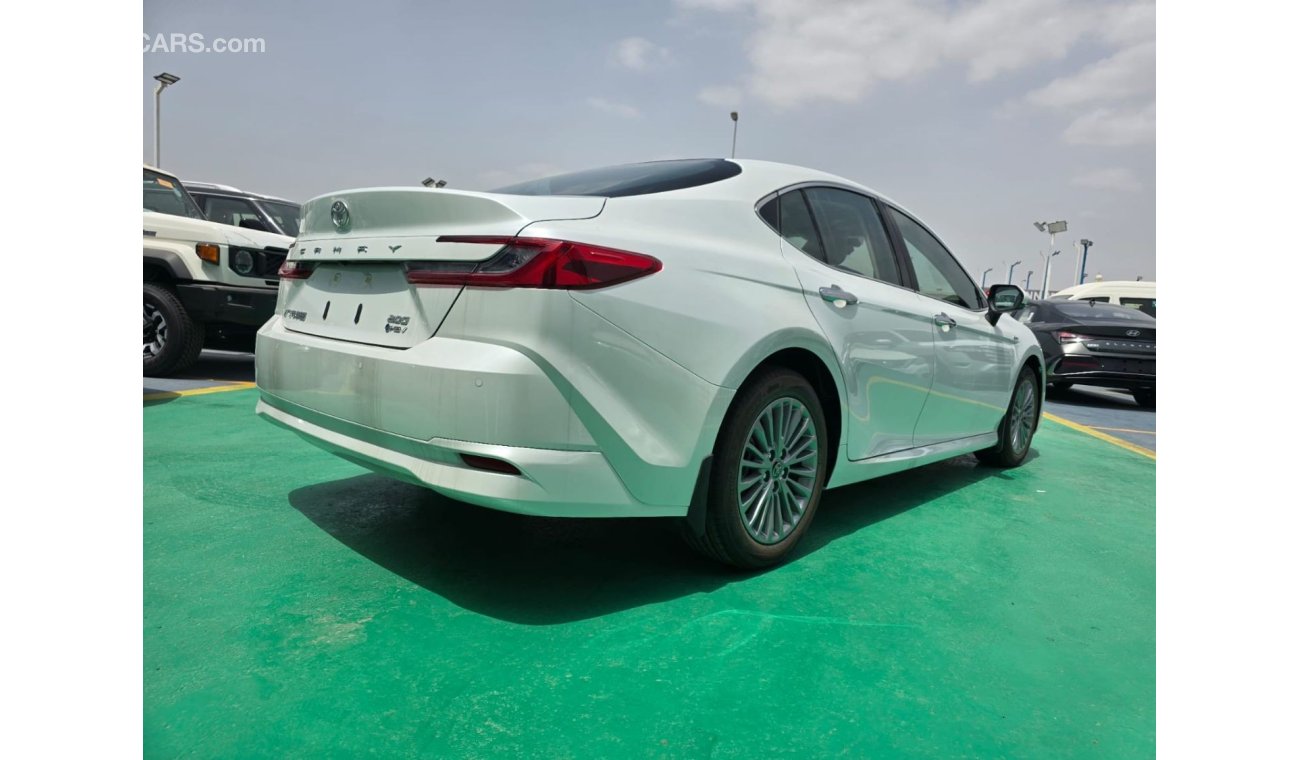 تويوتا كامري 2.0L HYBRID 2024