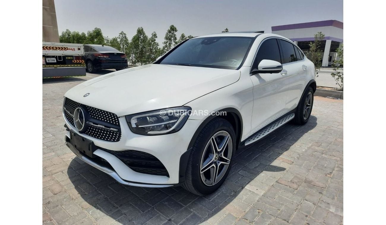 Mercedes-Benz GLC Coupe 200 Mercedes glc220d 2022 full option تتصدر للسعودية