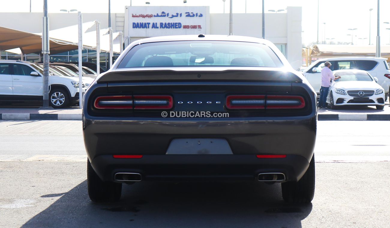 Dodge Challenger