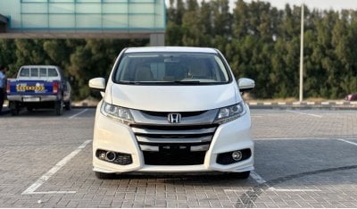 Honda Odyssey Honda Odyssey Gulf specifications, model 2019, in very excellent technical and mechanical condition,