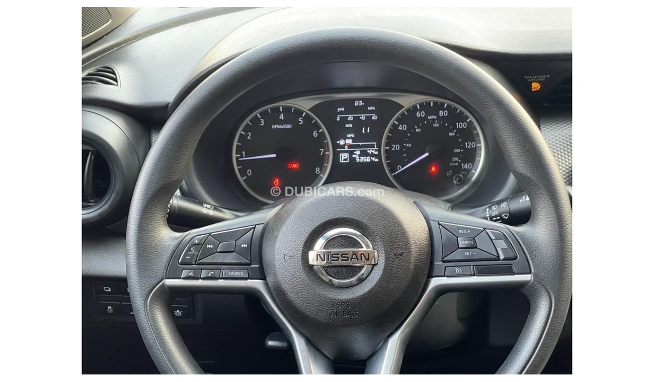 Nissan Kicks Kicks SV RADAR / LINE ASSIST /620 AED MONTHLY