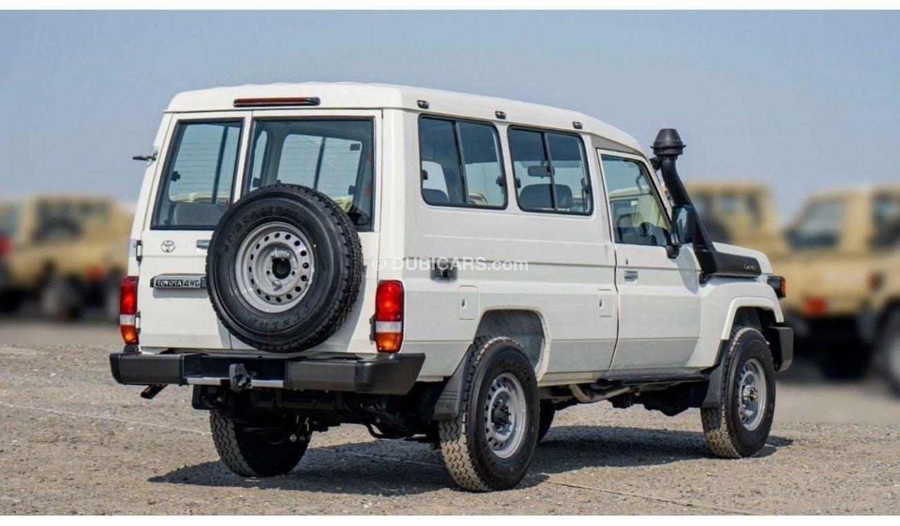 تويوتا لاند كروزر هارد توب LAND CRUISER HARDTOP LC 78 3 DOORS 4.2L DIESEL V6 2024